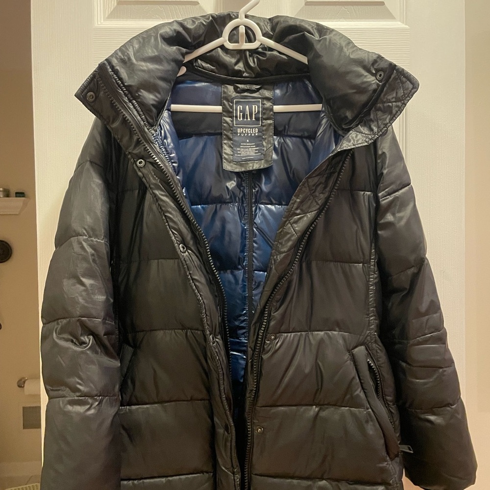 Gap Upcycled Puffed Jacket